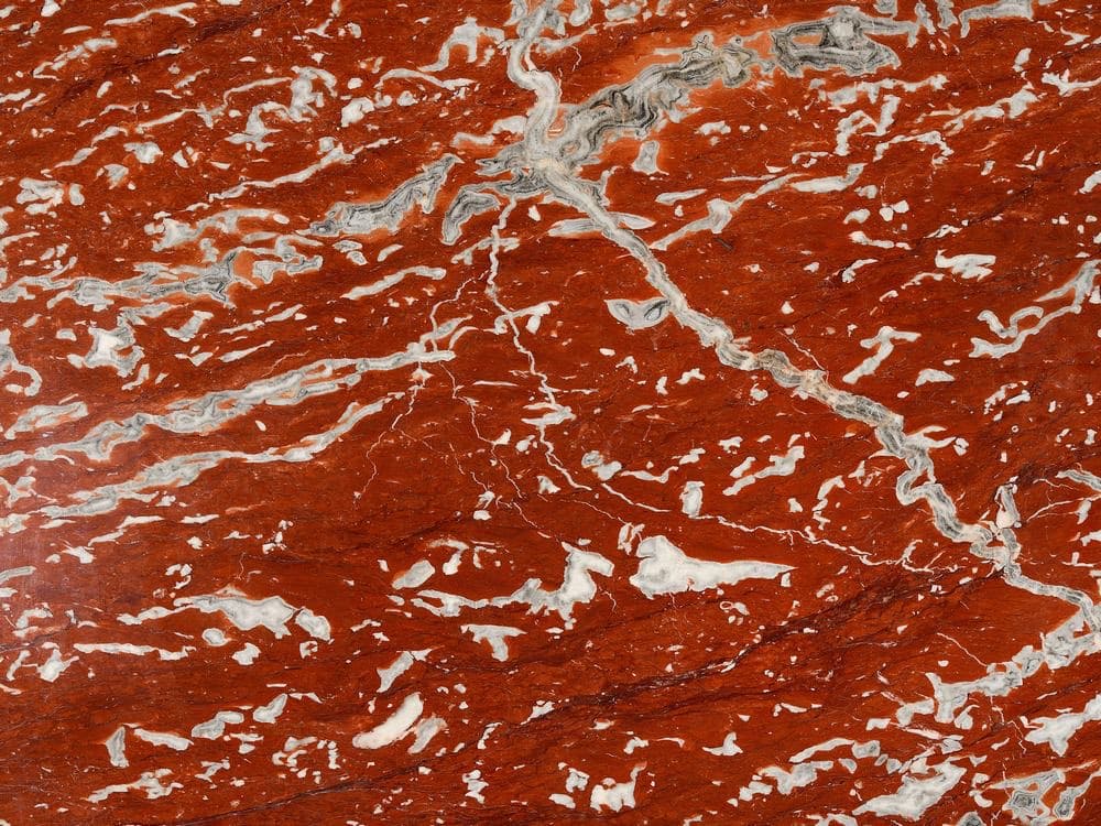 Rosso Francia — próbka kamienia